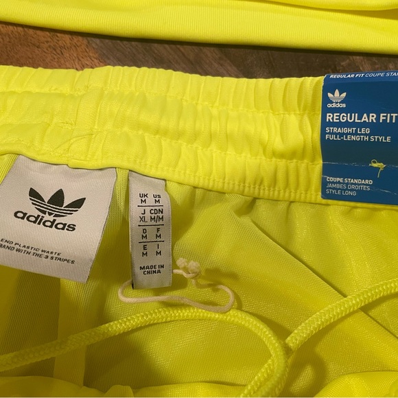 Adidas x Bored Ape Yacht Club "Into the Metaverse" tracksuit in neon yellow. - Picture 9 of 13